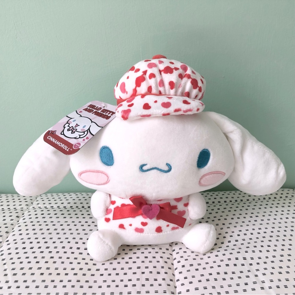 SOLD NWT Cinnamoroll Sanrio Hello Kitty Licensed Valentine's Day 8-Inch Plush